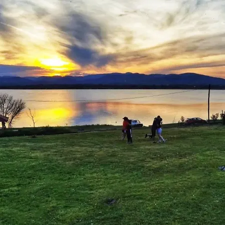 Rustic House Radovic Case de vacanță Knic